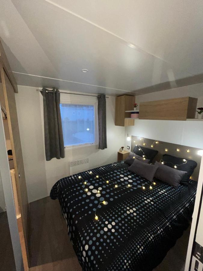 Mobil-Home 4 étoiles avec piscine proche de Blois Onzain Exterior foto