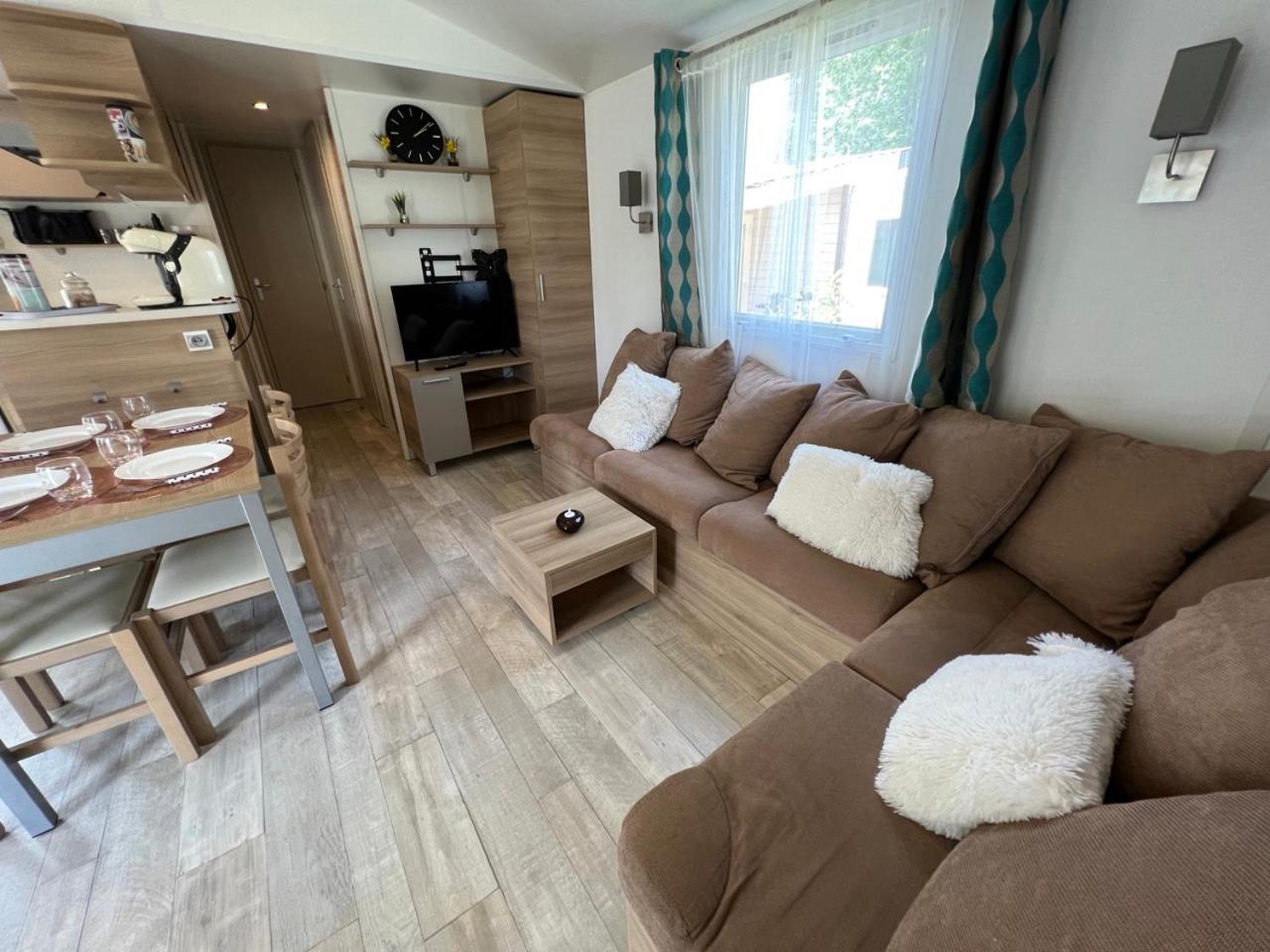 Mobil-Home 4 étoiles avec piscine proche de Blois Onzain Exterior foto