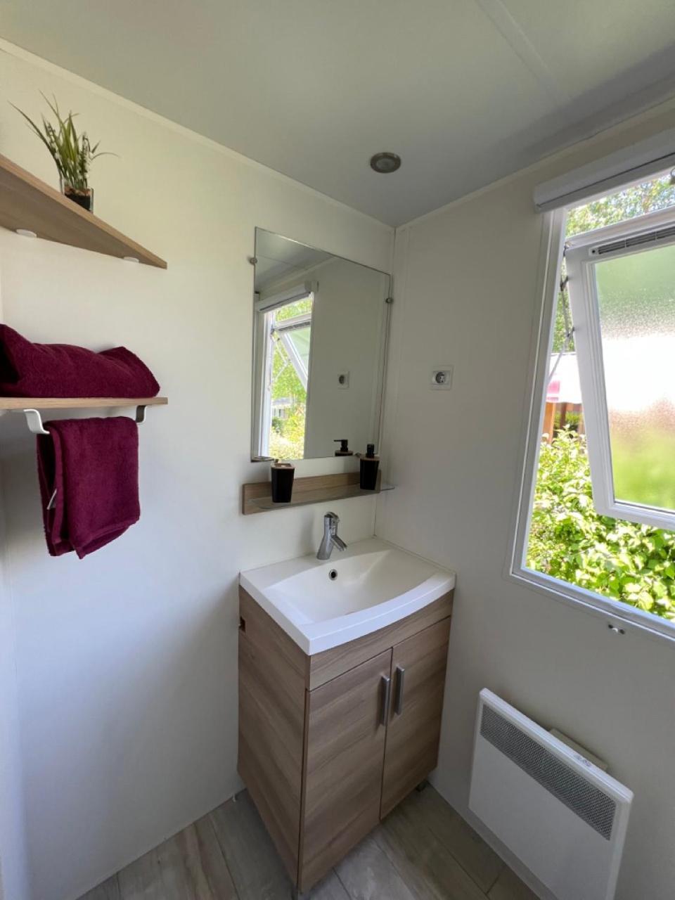 Mobil-Home 4 étoiles avec piscine proche de Blois Onzain Exterior foto