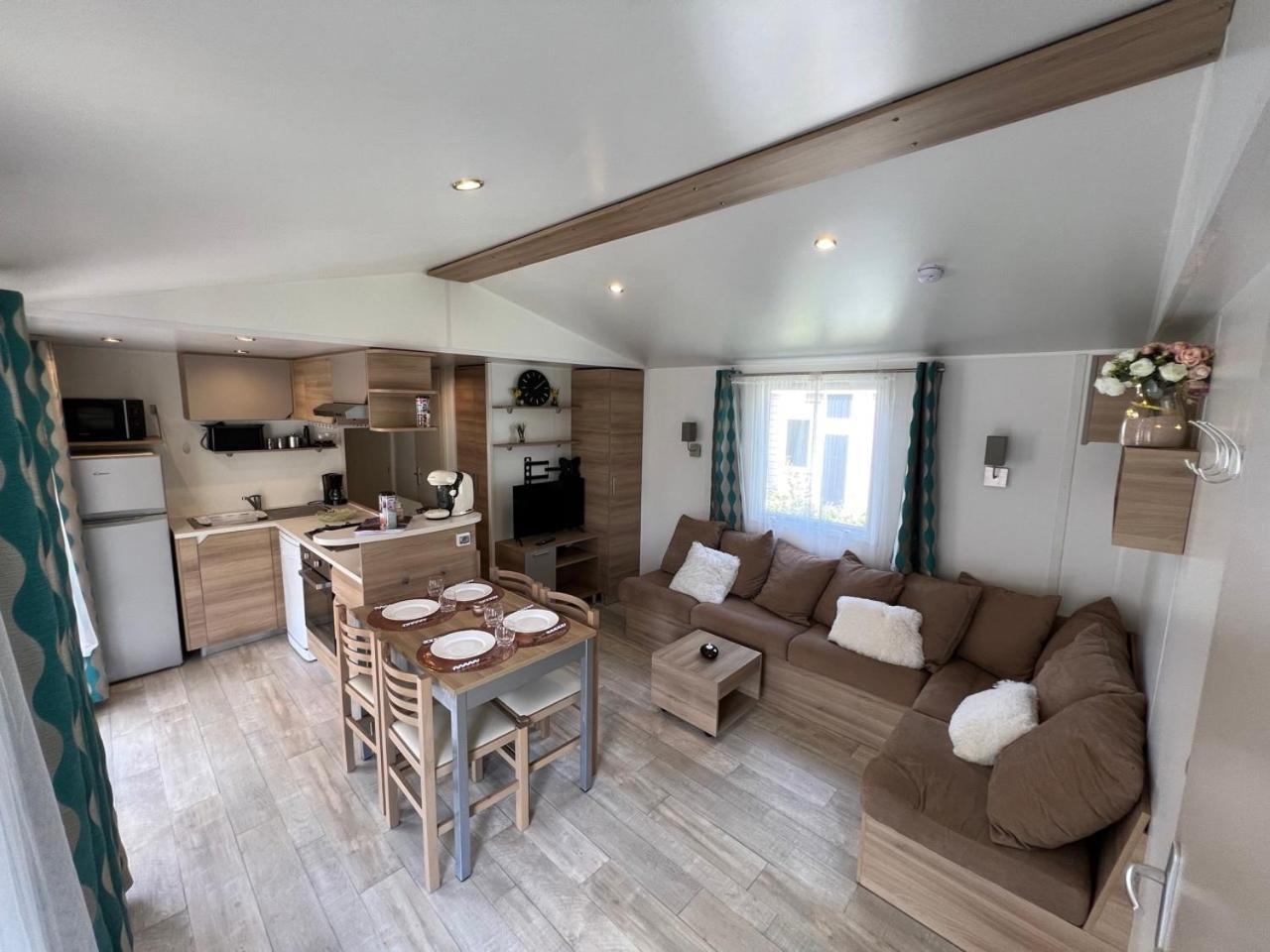 Mobil-Home 4 étoiles avec piscine proche de Blois Onzain Exterior foto